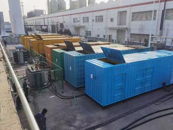 东安380V和690V电压的电缆线相同吗？